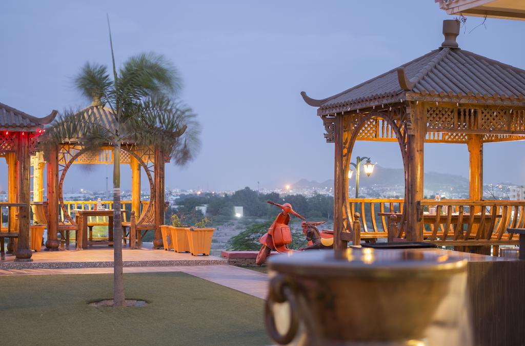 Regenta Resort Bhuj By Royal Orchid Hotels Limited Eksteriør bilde